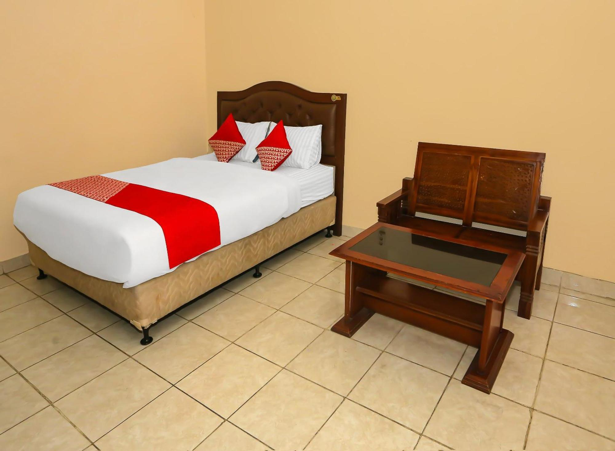 Super Oyo 3978 Hotel Danau Indah Μπεκάσι Εξωτερικό φωτογραφία