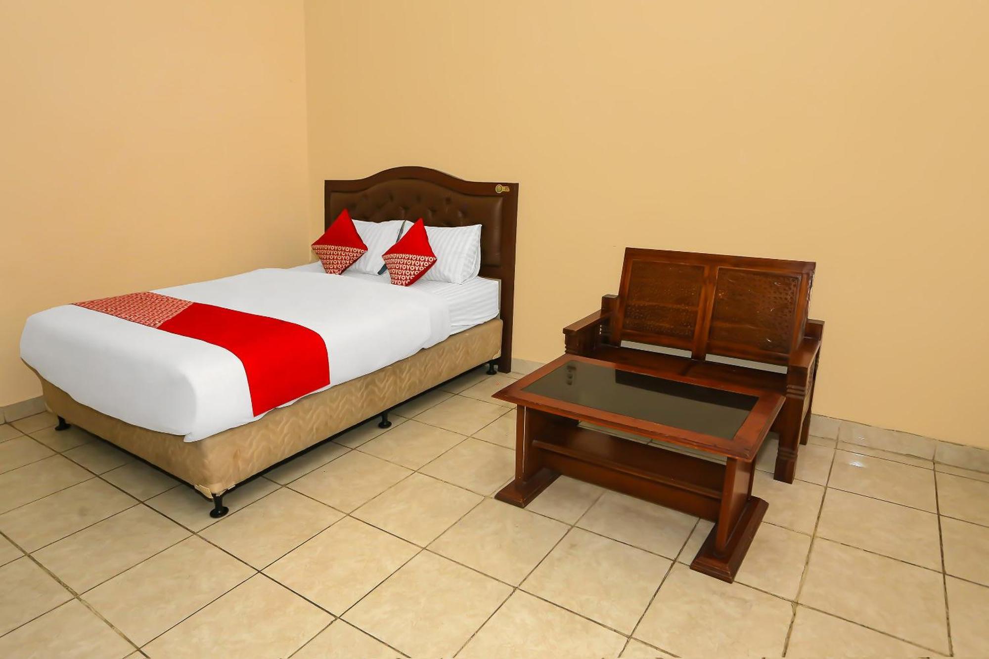 Super Oyo 3978 Hotel Danau Indah Μπεκάσι Εξωτερικό φωτογραφία