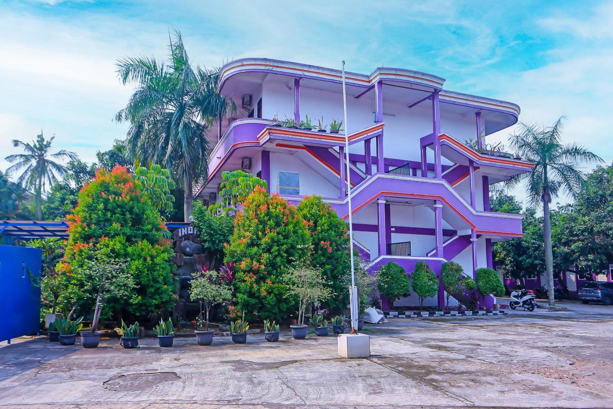 Super Oyo 3978 Hotel Danau Indah Μπεκάσι Εξωτερικό φωτογραφία