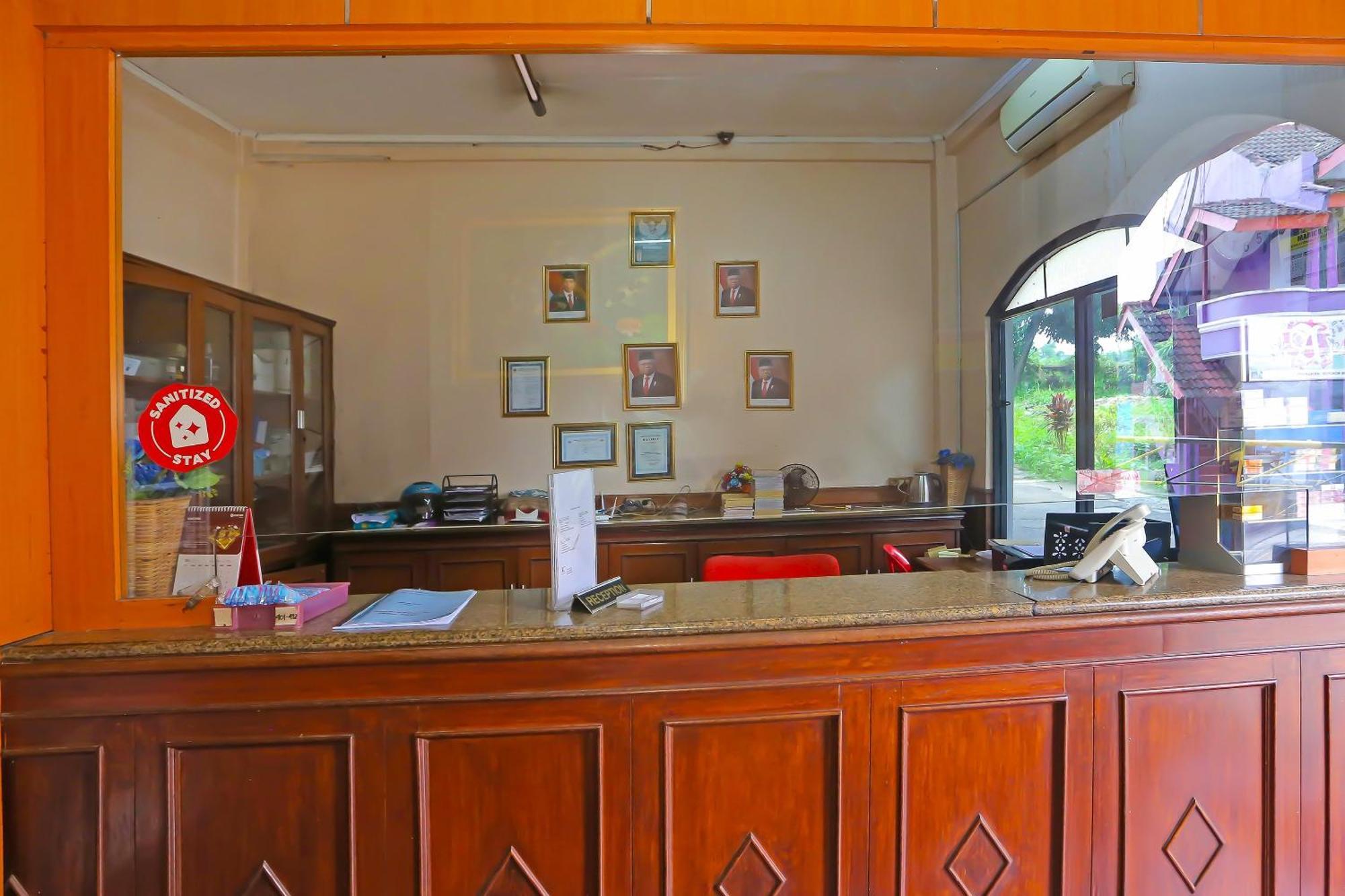 Super Oyo 3978 Hotel Danau Indah Μπεκάσι Εξωτερικό φωτογραφία